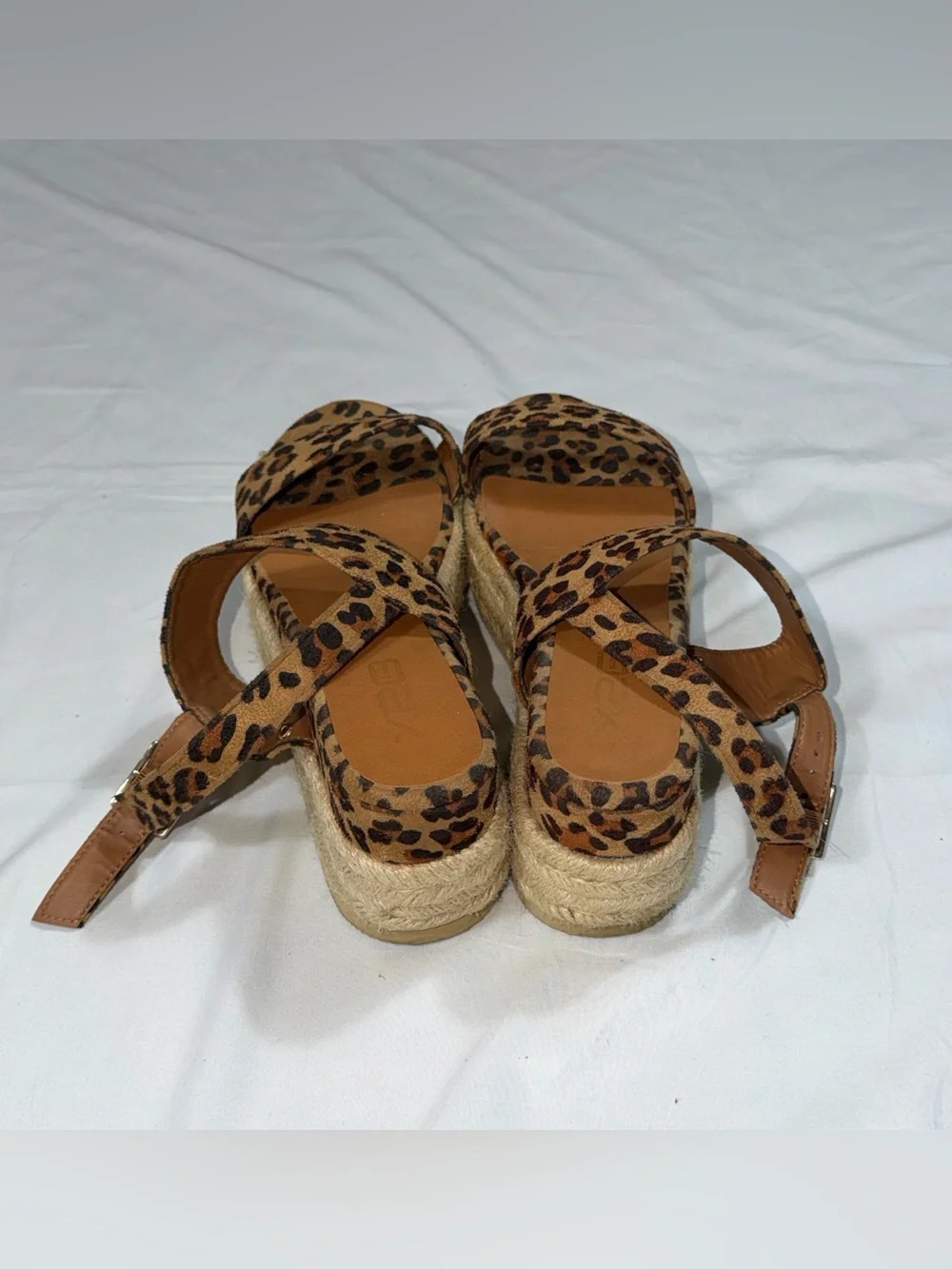 X2B leopard print